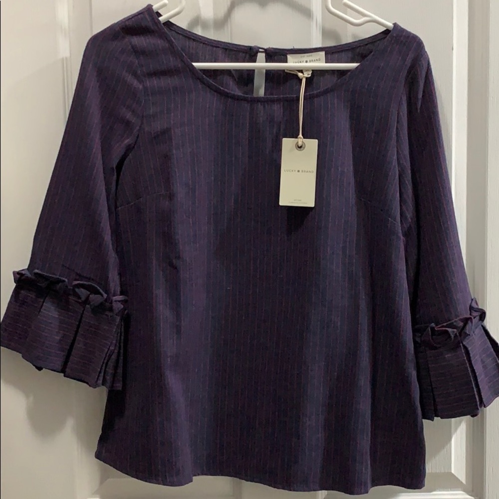 Lucky Brand work top